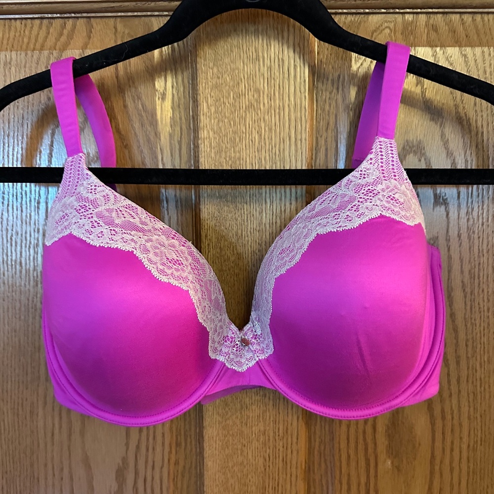 Victoria's Secret Lined Perfect Coverage Pink/White Lace Underwire Bra.  36DDD.